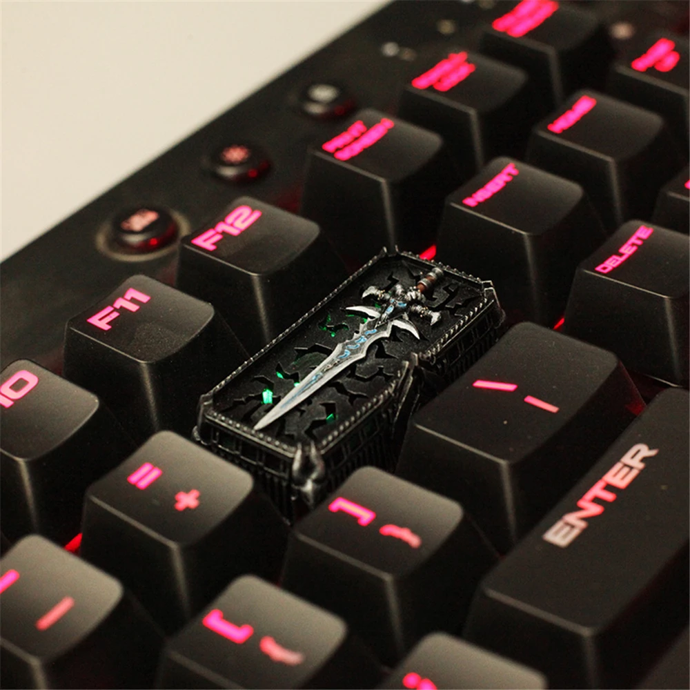 Key Cap Mechanical Keyboard Keycap Personality Design World of Warcraft Frostmourne Resin Keycaps for Cherry MX axis R4 Height