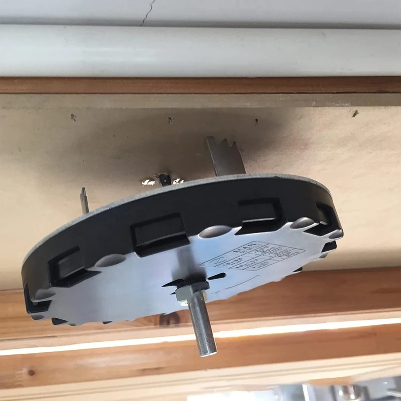 Strumento per sega a punzone regolabile foro per trapano strumento di dimensioni circolari per tubi dell'acqua in plastica di legno