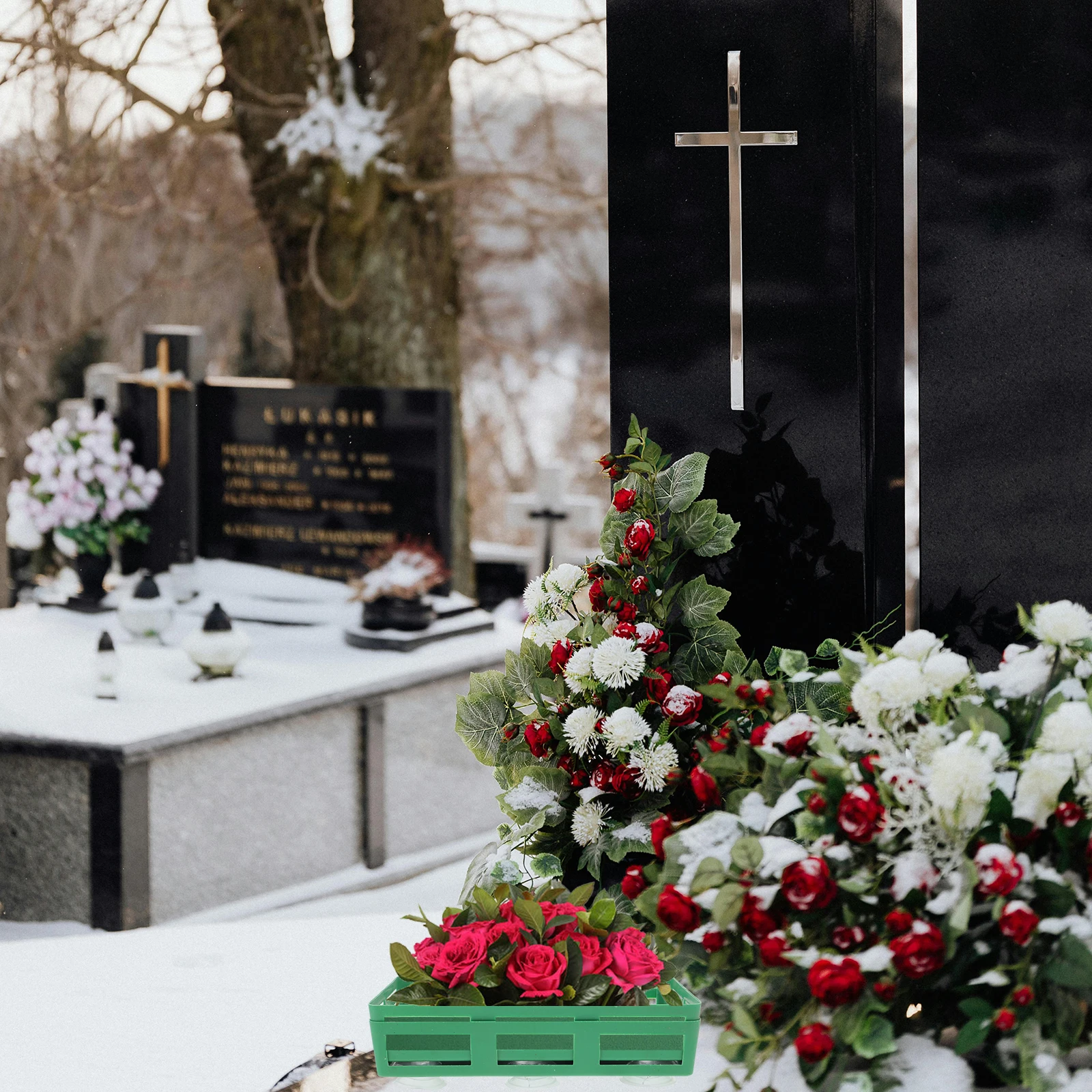 

Flowers Cemetery Basket Base for Putting Bouquets Artificial Dark Green Floral Arrangement Supplies