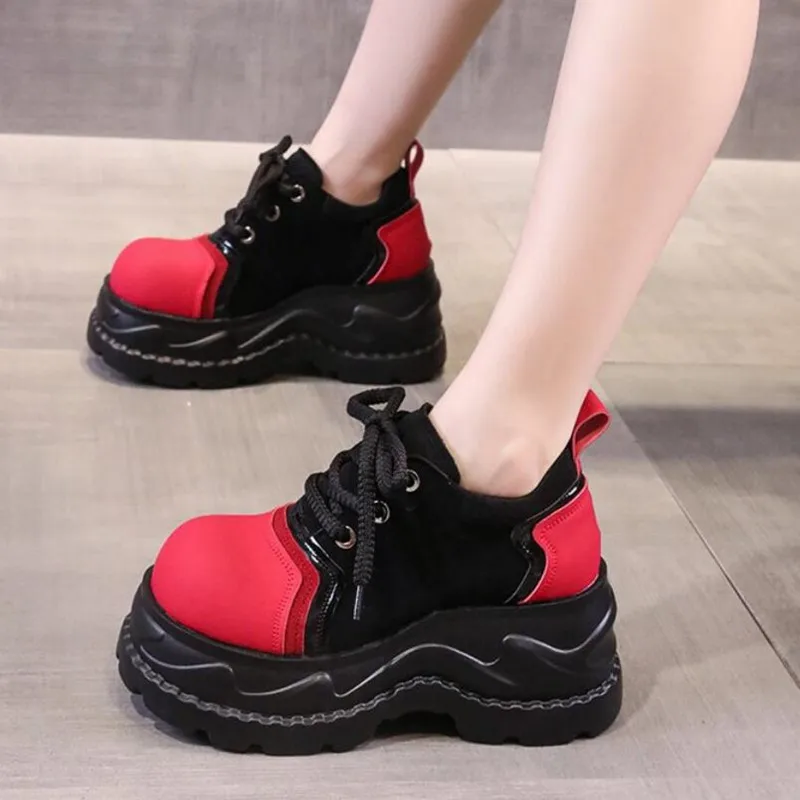 أحذية فاخرة مقسمة ذات نعل سميك منخفضة الارتفاع بمقدمة مستديرة ورباط علوي وكعب مقاوم للانزلاق لخريف وشتاء 2026 أحذية رياضية مكتنزة Zapatos Mujer