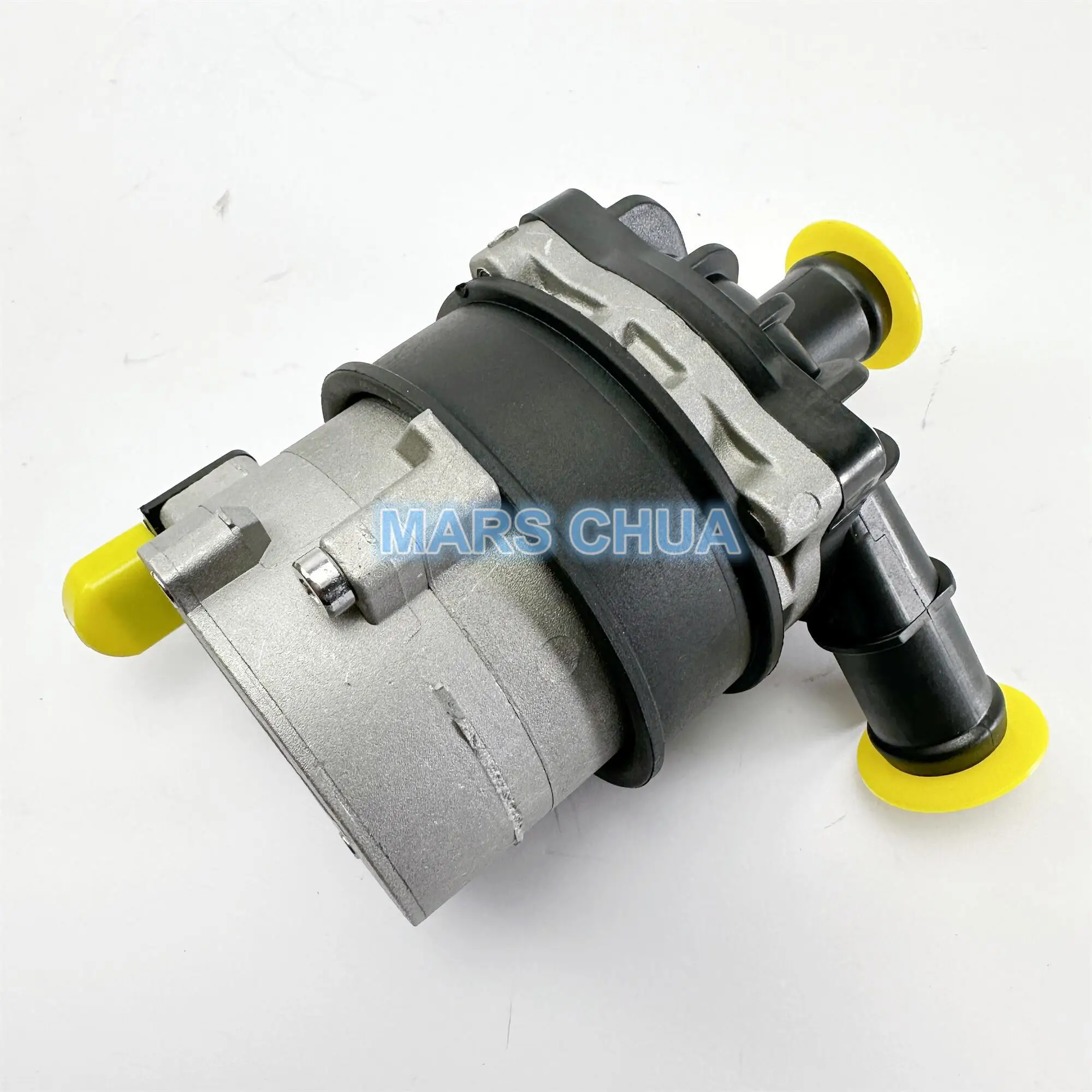 7P0965567 7P0965569 95860656700 Auxiliary Coolant Pump Suitable for