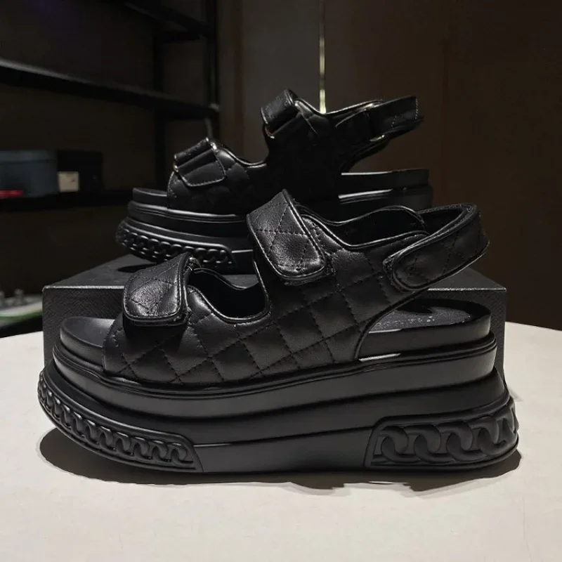 

Роскошные дизайнерские модные кожаные женские сандалии на платформе, белые массивные спортивные туфли на танкетке для женщин, летняя Студенческая обувь большого размера