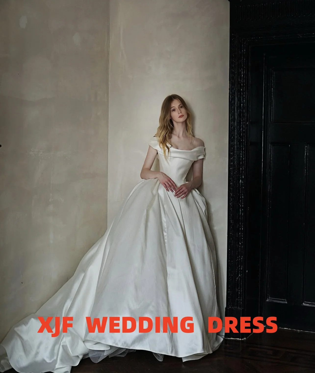 Vestido de fiesta sin mangas sin tirantes personalizado vestido de novia elegante de satén amanda novias vestidos de novia amanda novias