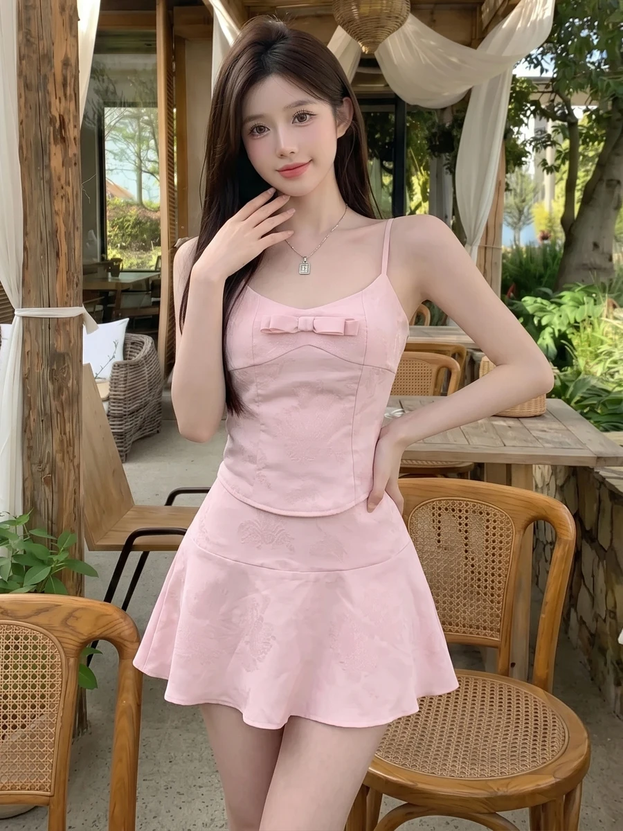 Sexy Sweet Embossed  Knot Slim Fit Tank Top High Waist A-Line  Skirt Anti-Aging Set Women's Fashion Casual Wear