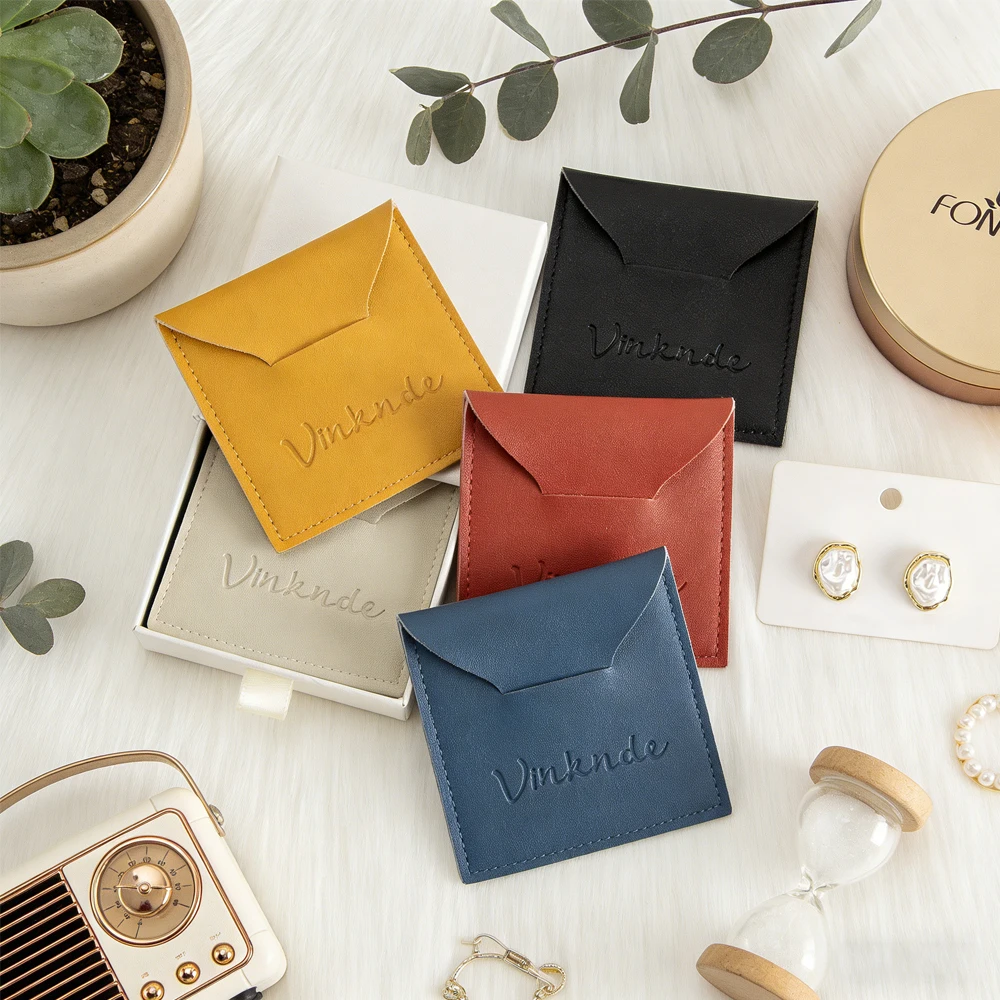 

Кожаные мини-подарочные пакеты с логотипом на заказ, 9x9 см, персонализированные портативные дорожные сумки для ювелирных изделий, кольца, серьги, органайзер для ключей и монет