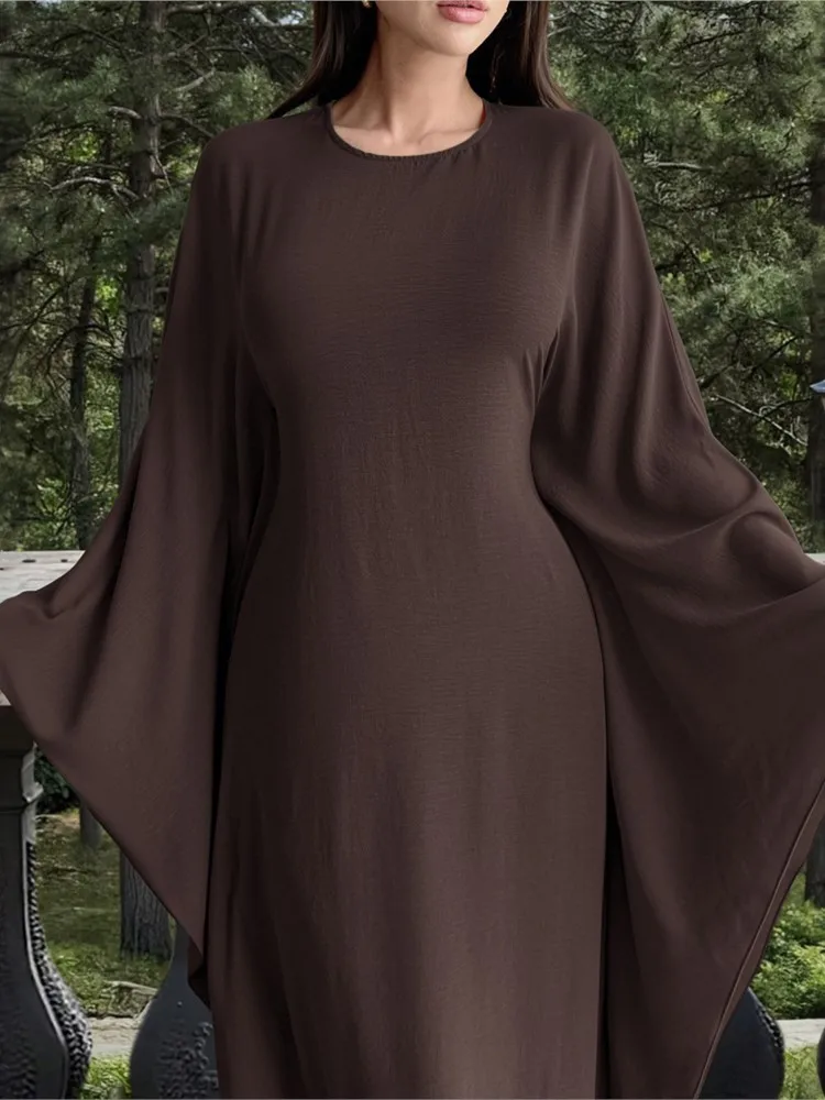 2026 Abiti da sera a vita alta alla moda Abito da festa sottile elegante con scollo a O da donna Nuovo abito casual con maniche svasate in raso autunnale