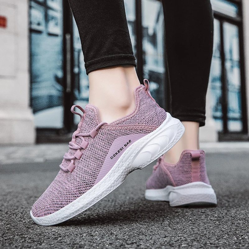 

Women's casual shoes with thick soles and increased height outdoor running shoes, breathable and comfortable, walking sneakers