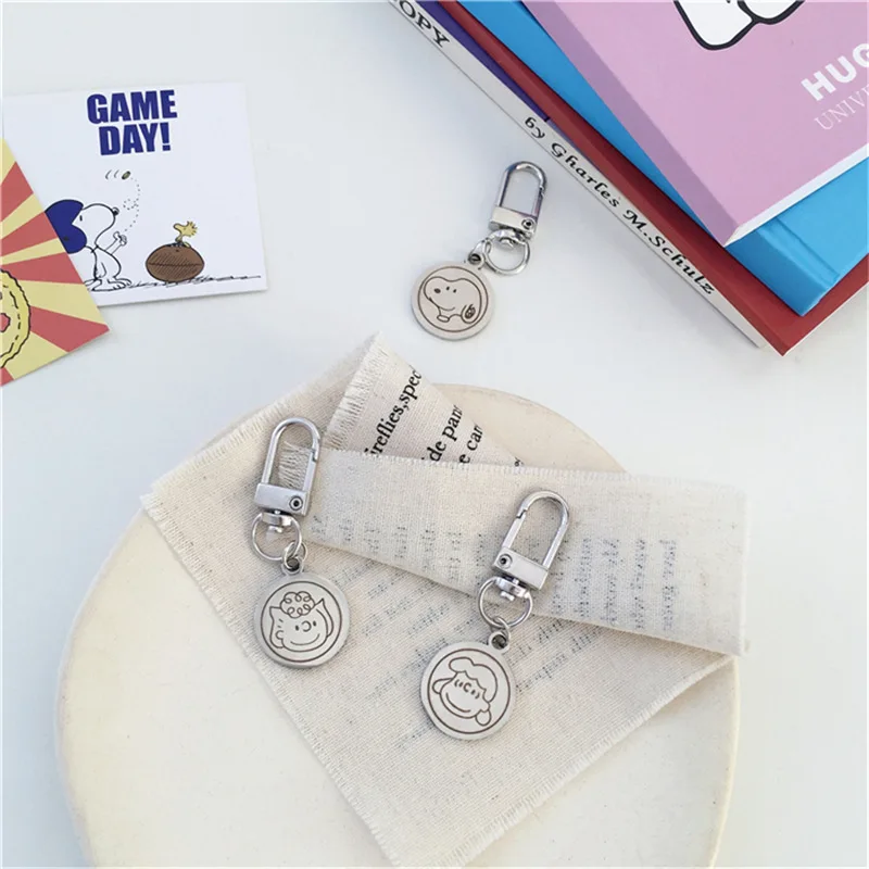 Miniso Creative Snoopy Keychain Non-fading Couple Pendant Jewelry Accessories Gift Kawaii  Anime Accessories Toy