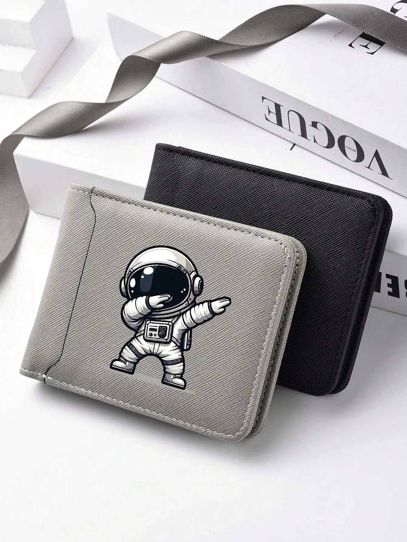 

Kids Wallets & Cardholders