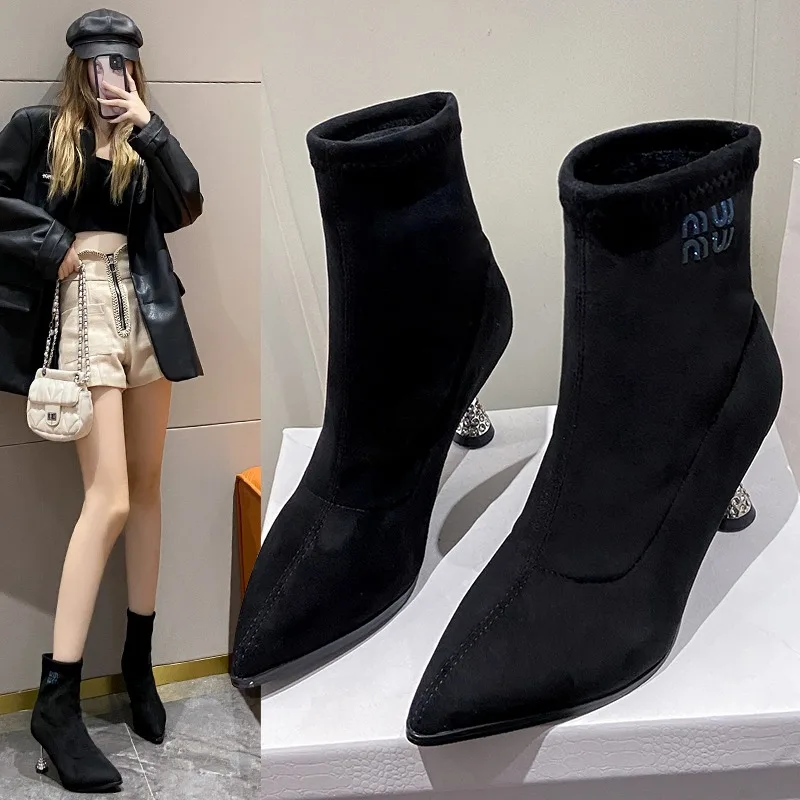 2024 Winter New Women's Stiletto Heel Short Boots Simple Solid Color Leather Brand Designer Banquet Catwalk Dress Feminine Boots