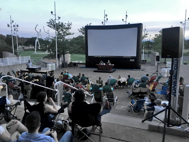 Hot Selling Inflatable Projector Movie Screen Inflatable Cinema Screen for Outdoor and Indoor Use