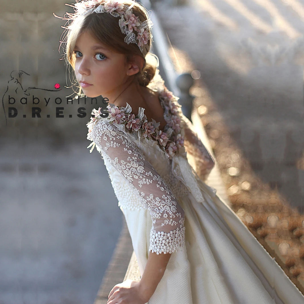 

BABYONLINE Customized vestidodecomunion Dress Lace Embroidered Half Sleeves-Embroidered Back-Flowers Tiered A-;line Boho Gown