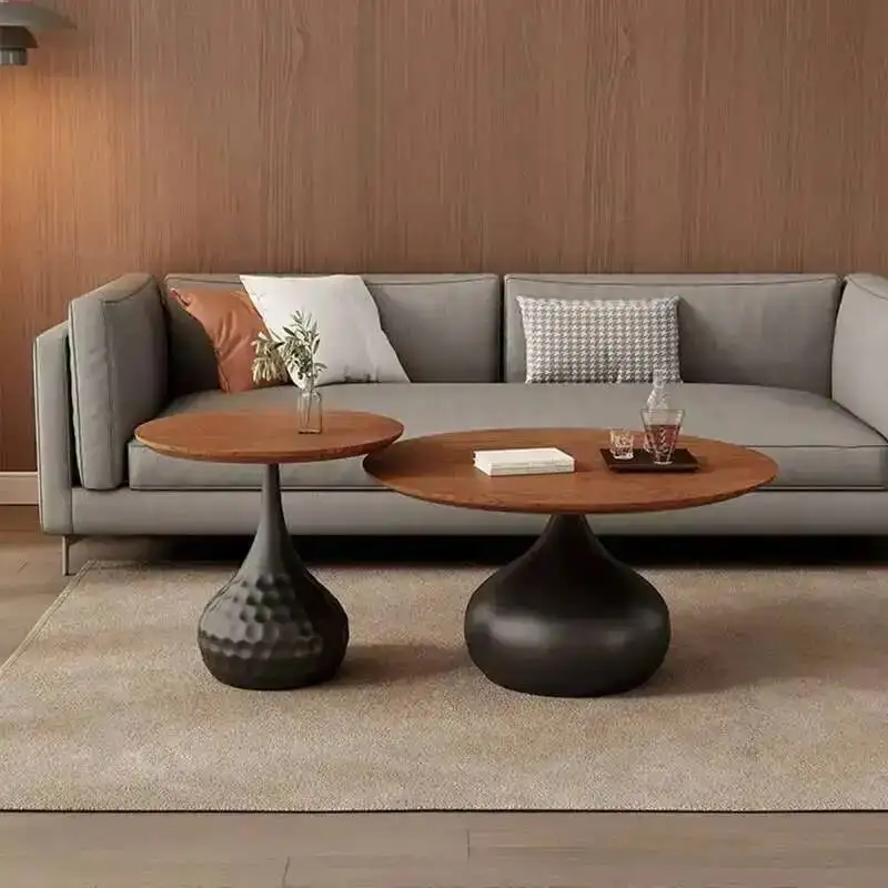 

Эстетичный дизайн комнаты: уникальный роскошный стол, кофейный столик, мебель для гостиной, ретро-стиль, гламурный дизайн.