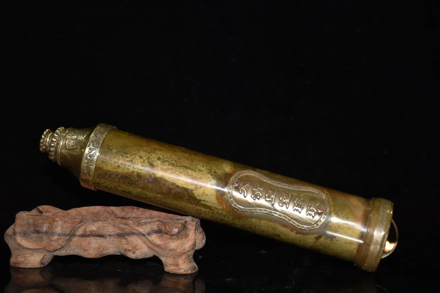 

Китайская коллекция украшений калейдоскопа из чистой меди для королевской семьи династии Цин.