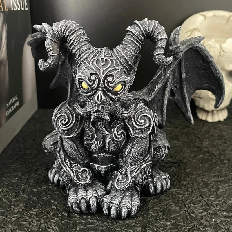 

Halloween Satan Glares At Flying Dragon Resin Ornament Terror Home Atmosphere Desktop Decoration Children's Birthday Gift