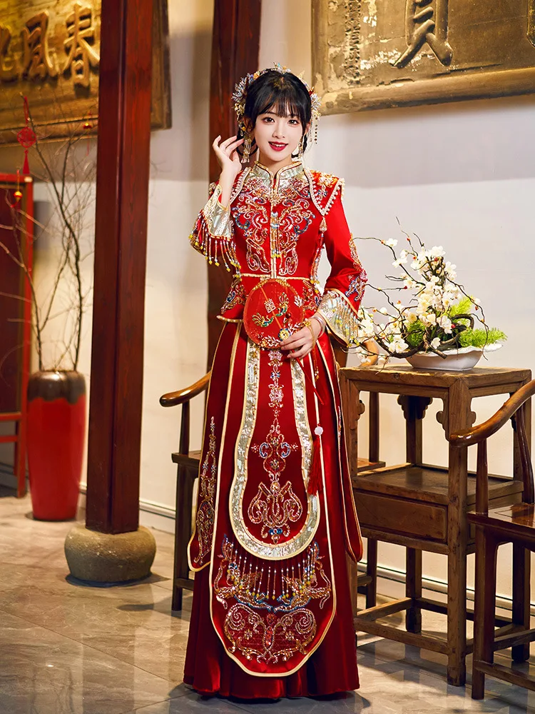 

Embroidery Oriental Sequins Beading Tassels Qipao Women Cheongsam Ancient Traditional Chinese Bride Wedding Dress Long Vestidos