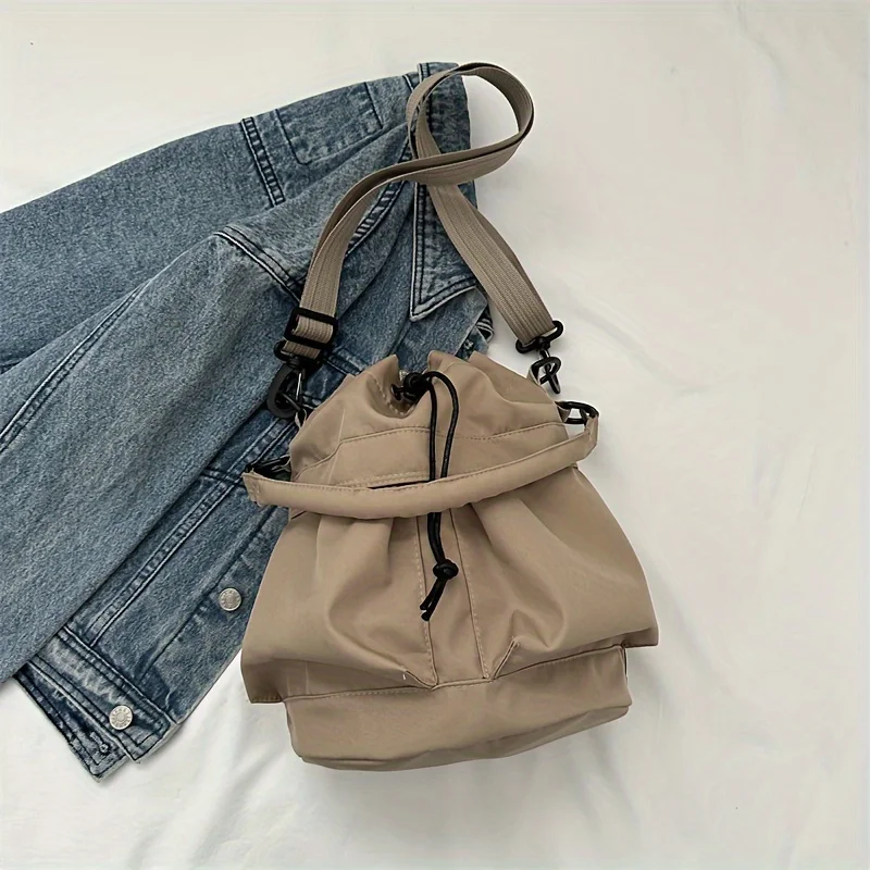 Fashion Large Capacity Ladies Shoulder Bag Crossbody Bag Fashion Bucket Design With Adjustable Shoulder Strap Oxford Cloth