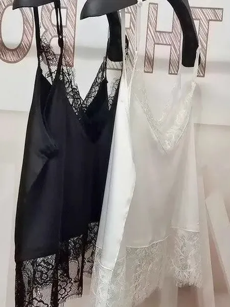 plus Size Lace Hollow Splicing V-Ne Svel Strap Vest Faionable Hemline Inner Wear Loose Top for Women