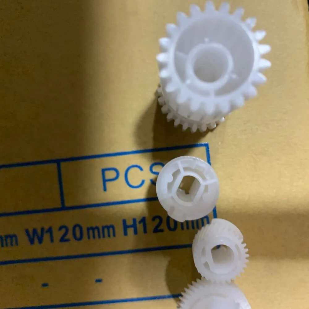 

10 компл. 6LJ54055000 6LJ54056000 6LJ54057000 6LJ54058000 Шестерня для Toshiba 2050C 2051C 2550C 2551C 2555C 3055C 3555C 4555C 5055C