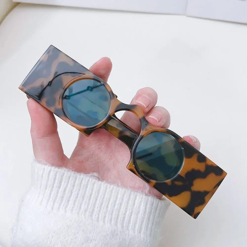 

Солнцезащитные очки в стиле панк для мужчин и женщин, небольшие прямоугольные винтажные аксессуары от солнца в стиле хип-хоп с широкими дужками