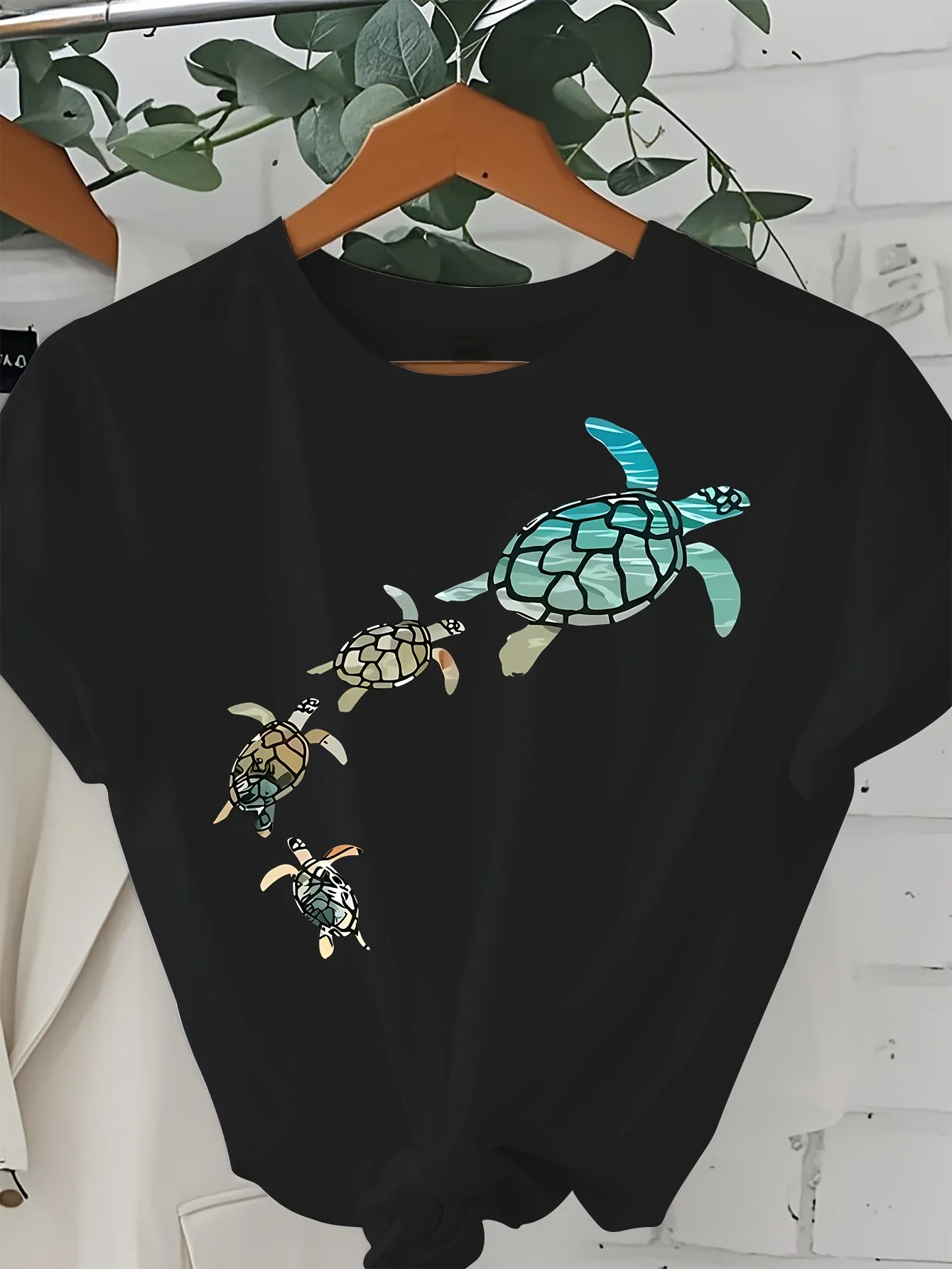 Women's Casual Short Sleeve T-Shirt Loose Fit Round Neck with Cartoon Turtle Graphic Print for Spring/Summer women clothing