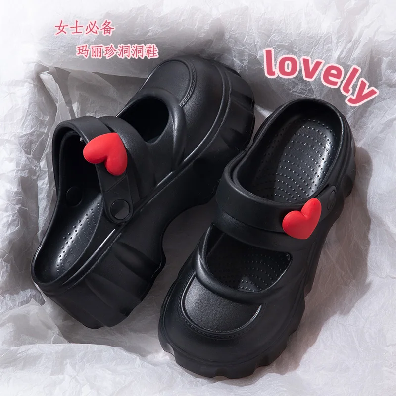 2025 new summer hole shoes for women height increasing non slip and comfortable beach sandals with an external feel