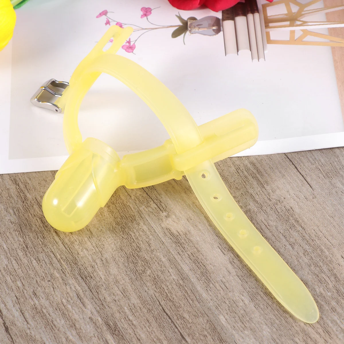 

Baby Finger Protector Anti-Bite Thumb Forefinger Cover Teether for Infant Kids Light Yellow Adjustable Silicone Pain Relief