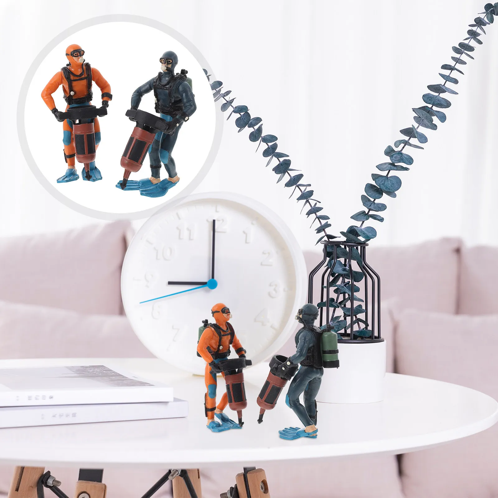 

2Pcs Diver PVC Figure Realistic Simulation Decoration Landscape Ornament Desktop Adornment Underwater Explorer