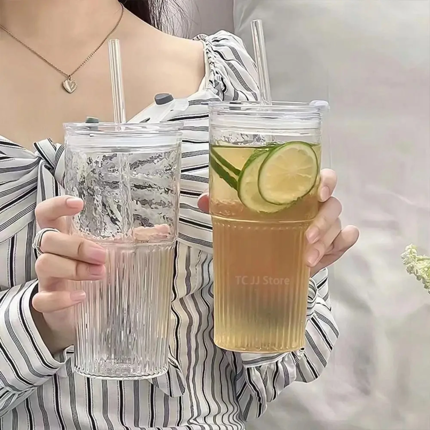 Transparent 600ml Stripe Glass Cup with Lid and Straw - Stylish Drinking Glasses for Coffee, Juice, Milk, Tea, and Water - Porta