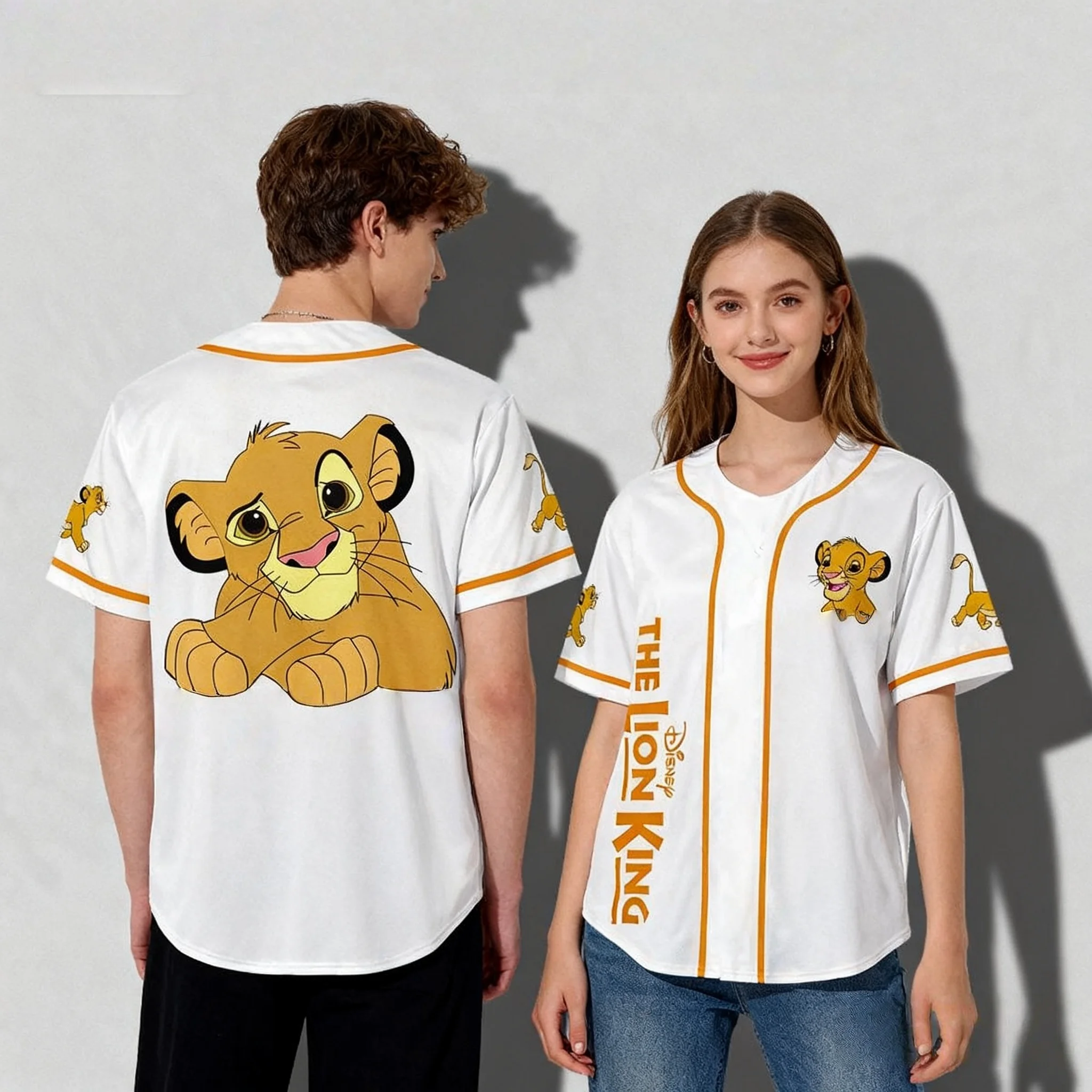 تي شيرت ديزني الرسوم المتحركة من سلسلة شخصيات الرسوم المتحركة Sleeping Beauty Lion King Summer Baseball Jersey كبير الحجم للأطفال الوالدين والطفل
