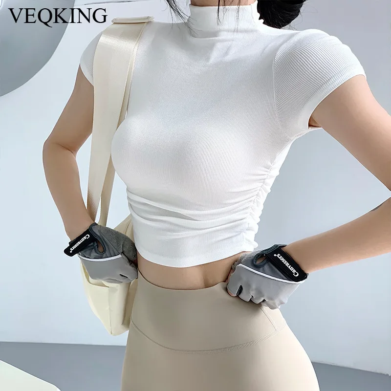 

VEQKING Slim Fit Женские рубашки для йоги с воротником-стойкой Спортивный топ Быстросохнущий жилет для тренажерного зала и фитнеса Рубашки с короткими рукавами для тренировок с боковыми складками