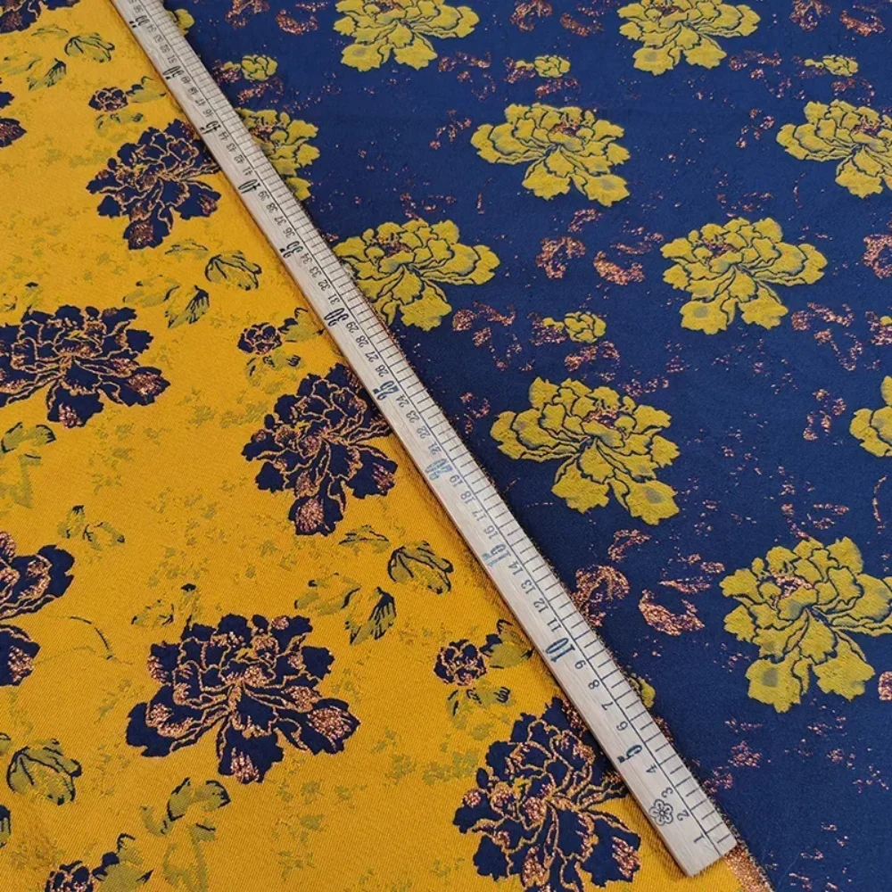 

Золотая шелковая жаккардовая парчовая ткань, модный дизайн одежды, осенне-зимняя ветровка на метр, швейный материал «сделай сам», полиэстер