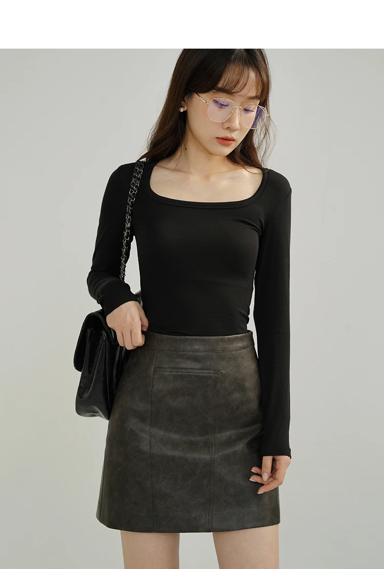 Elegant Slim Square Neck Long Sleeve T-Shirt Casual Autumn Spring Undershirt with Fitted Design Clavicle Revealing Style Women