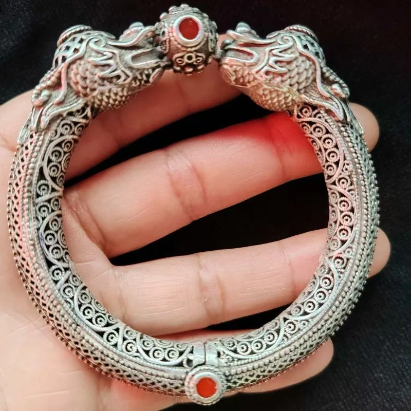 

Tibetan silver bracelet, double dragon and tiger mouth hollow bracelet, exquisite handmade gift with exquisite craftsmanship