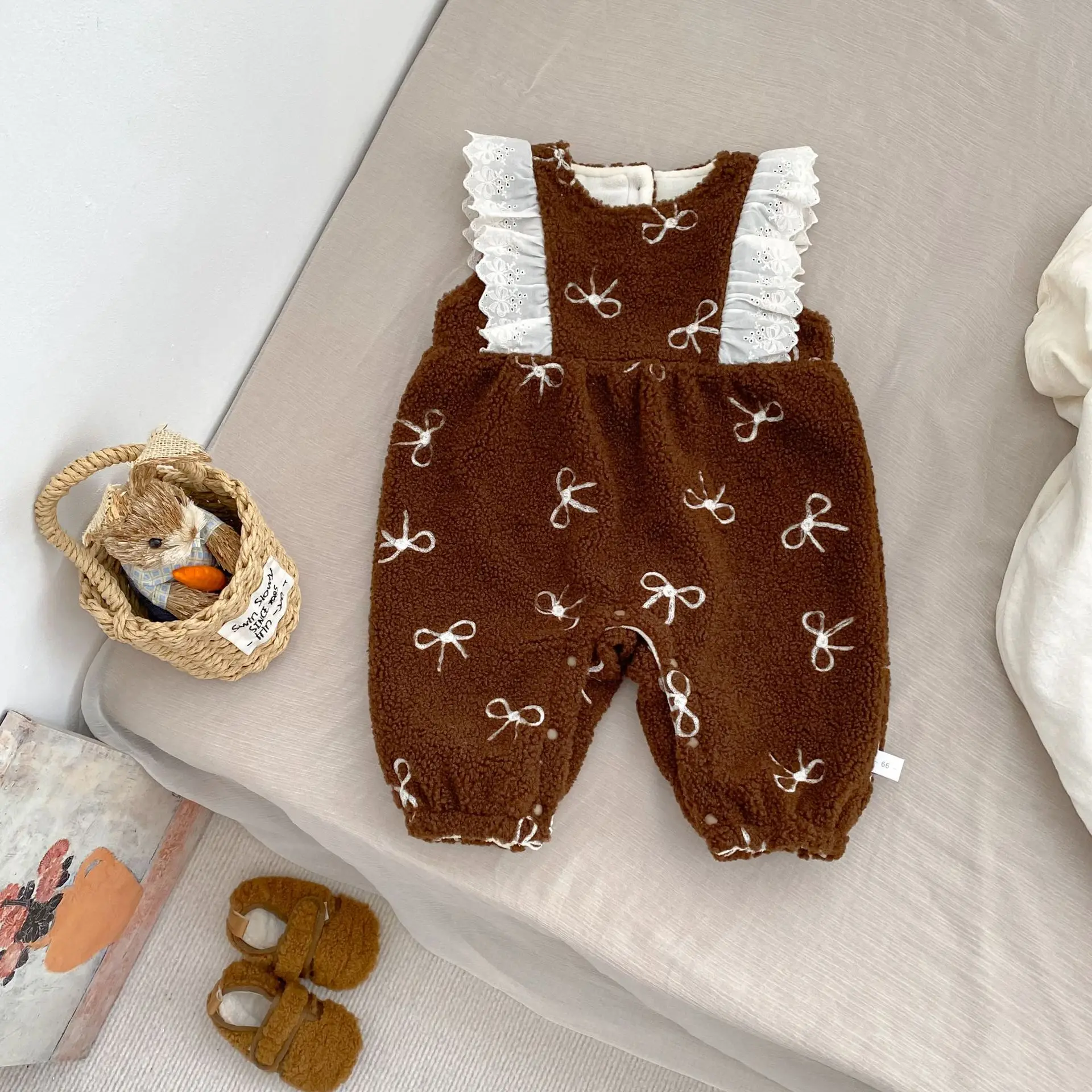 0-24Months Winter Baby Fleece Romper Infant Girl Sleeveless Bow Print Jumpsuit Plus Velvet Thick Toddler Girls Warm Overalls