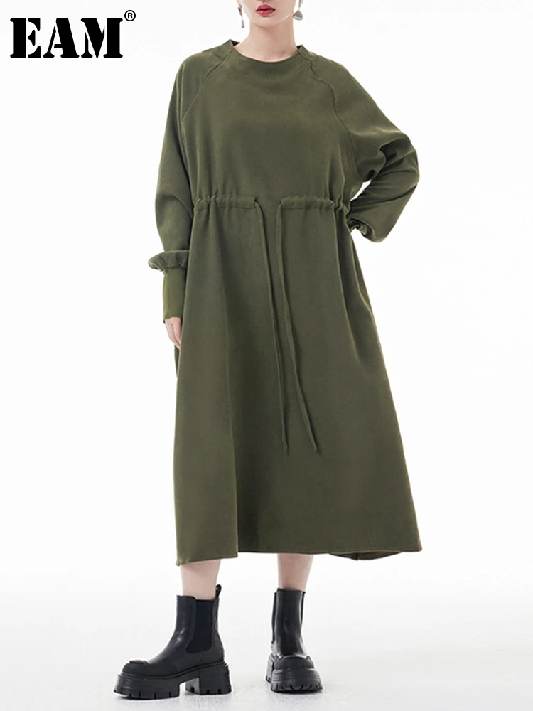 [EAM] Women Army Green Big Size A-line Long Dress New Round Neck Long Sleeve Loose Fashion Tide Spring Autumn 2024 1DH3874