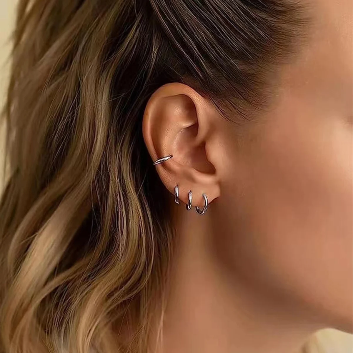 4 Pairs No Charms Stainless Steel Tiny Hoop Earrings Simple Silver/Gold Color Cirle Earrings Ins Single Side Ear Jewlery image 2