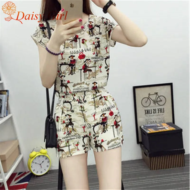 

2025 Summer Small Fragrance Style Casual Suit Girl Printed Round Neck Top + Wide-Leg Shorts Fashionable Two-Piece Set