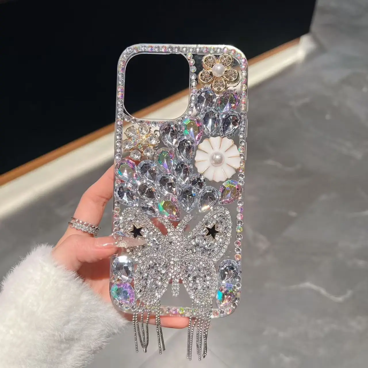 

Роскошный чехол для телефона с кристаллами и бриллиантами в виде бабочки для iPhone 17 Air 16 15 13 14 12 Pro Plus Promax