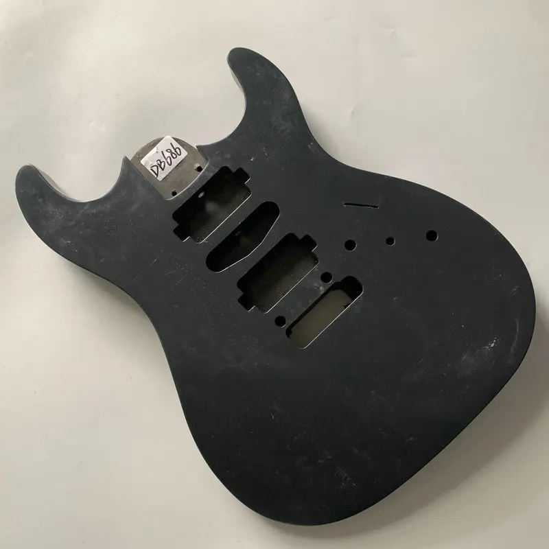 DB686  Black Color ST Model HSH Pickups Electric Guitar Body Two Points Fixed Tremolo Dirty and Damages for DIY