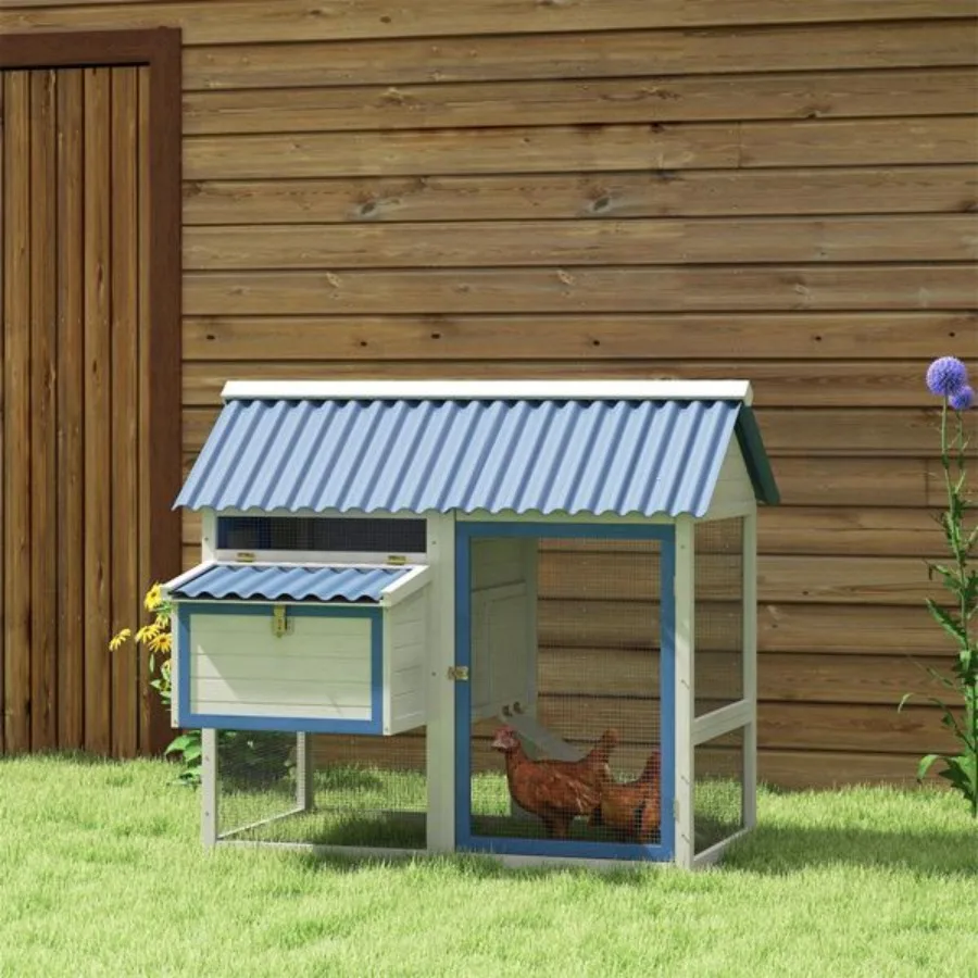 

Wooden Chicken Coop, 2025 year