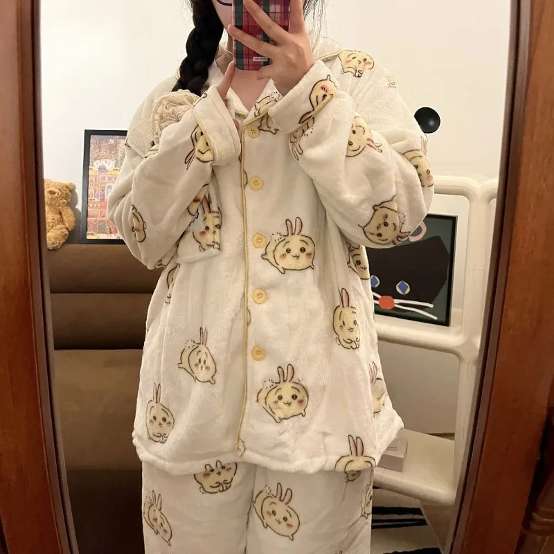 Chiikawa Hachiware kawaii cute printed coral velvet girls autumn and winter thickened home clothes can be worn outside the suit