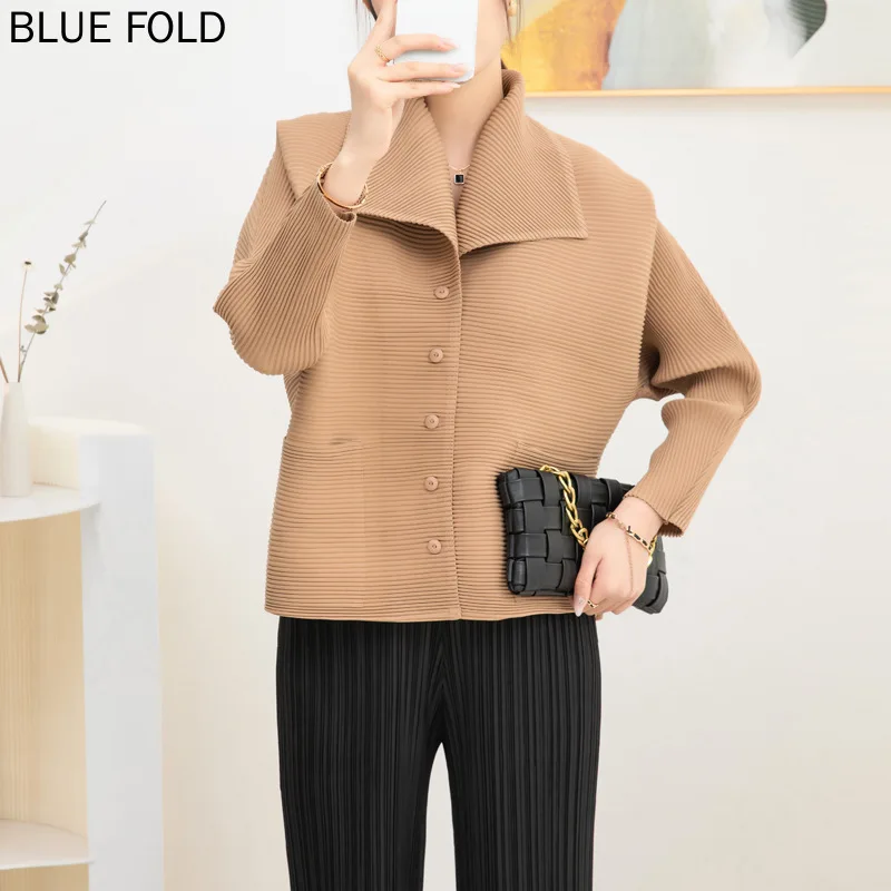 MIYAKE-Pleated Short Coat for Women Casual Temperament Versatile Loose Large Lapel Single-breasted Stretch Coat Autumn Winter