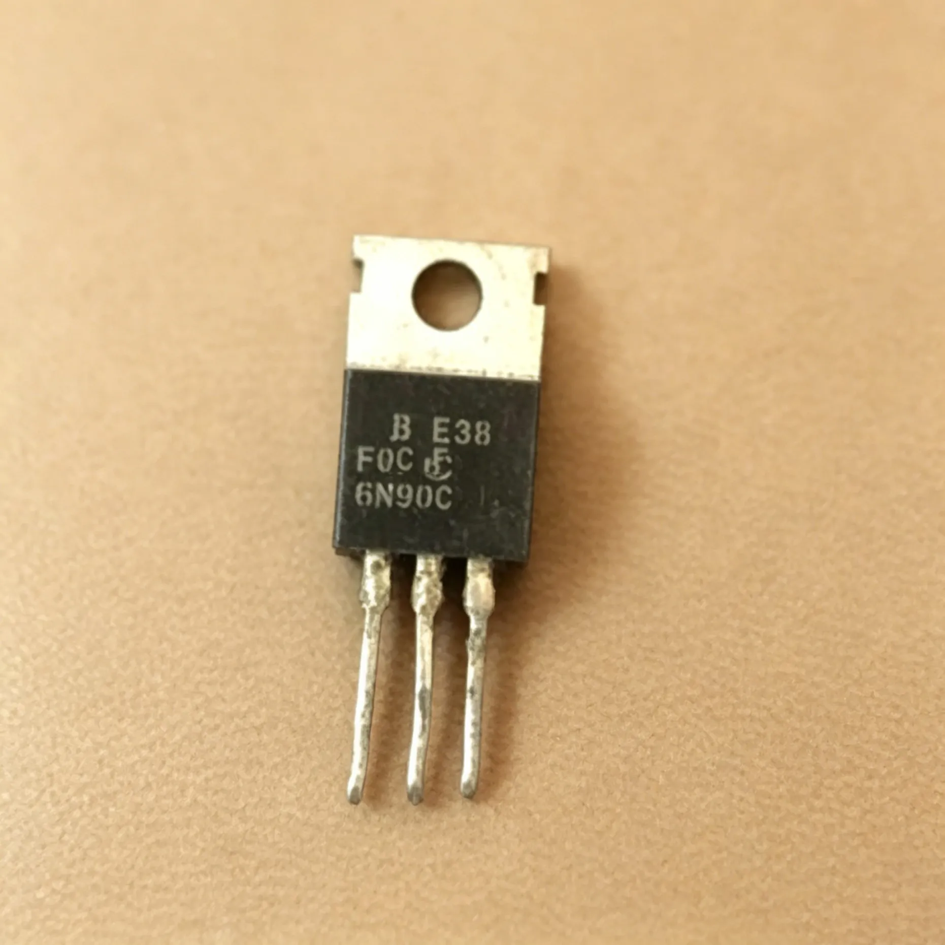 Original disassembly FQP6N90C 6N90C 6N90 TO-220 FQP6N90 P6NB90 In Stock 1pcs