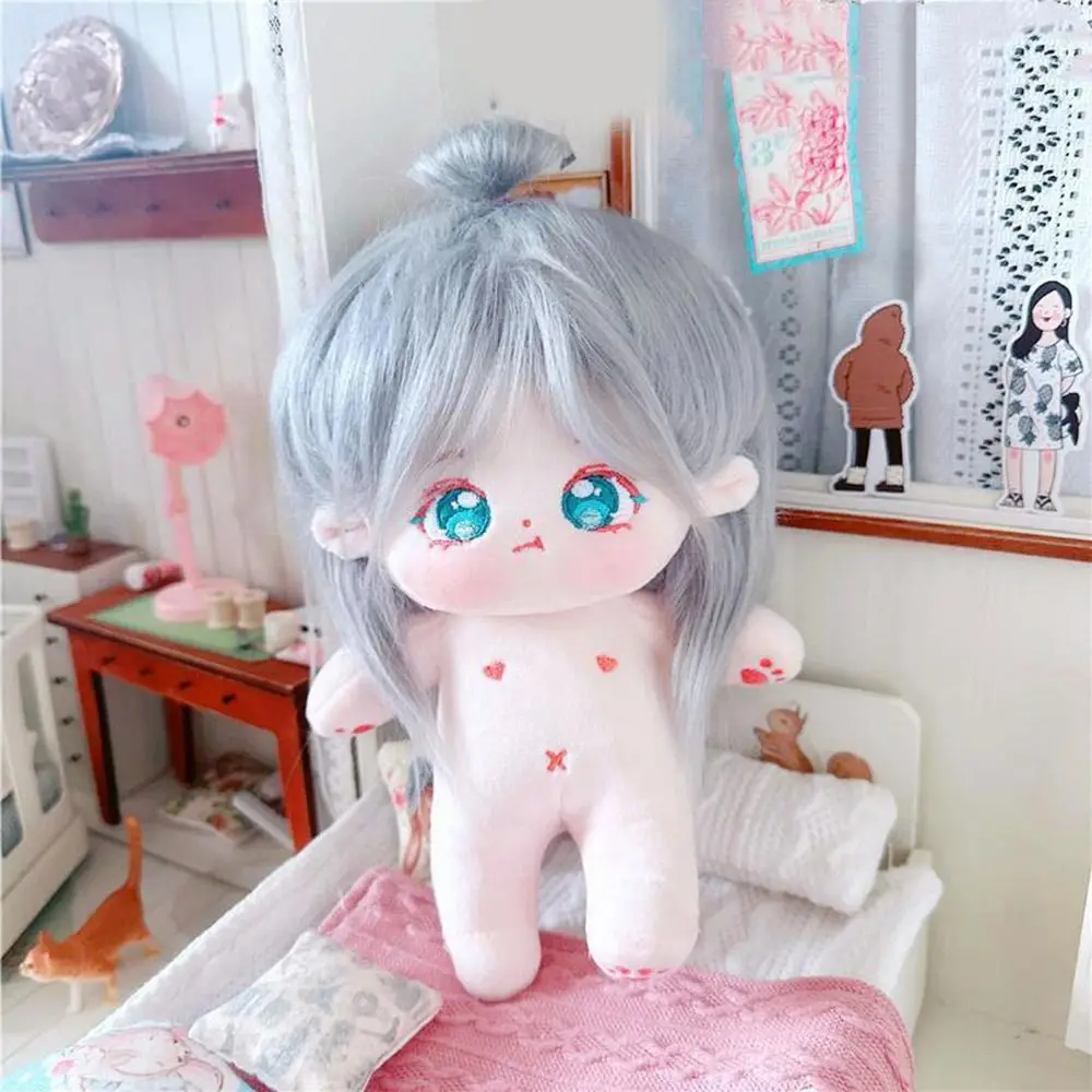 Bambola di cotone da 20 cm può essere posizionata in una forma a forma di cartone animato, bambola da vestire, morbida, imbottita, giocattolo carino in stile anime