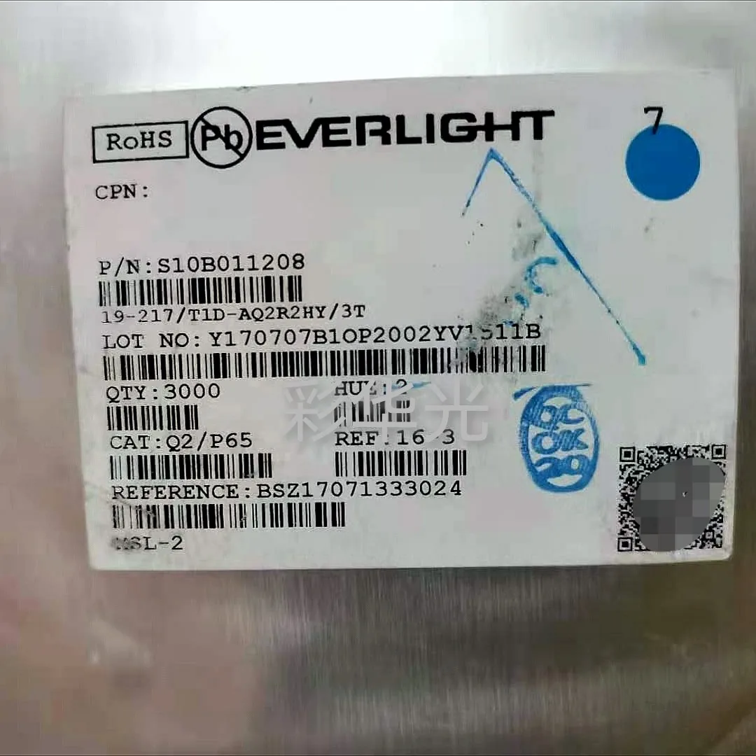 

50Pcs/19-217/T1D-AQ2R2HY/3T Taiwan 0603 (1608) White light 0.4 thickness