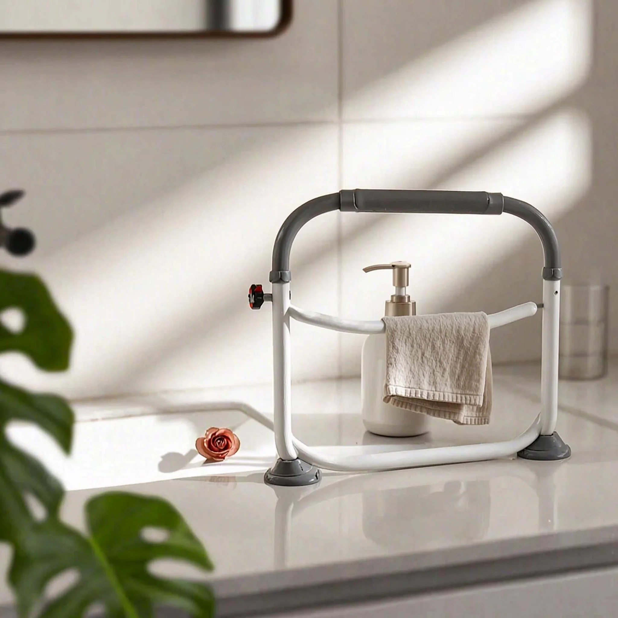 Toilet Safety Rail Stable Toilet Safety Frame Bathroom Grab Bar Ergonomic Grab Bar with Decorative Covers Secure for Elderly