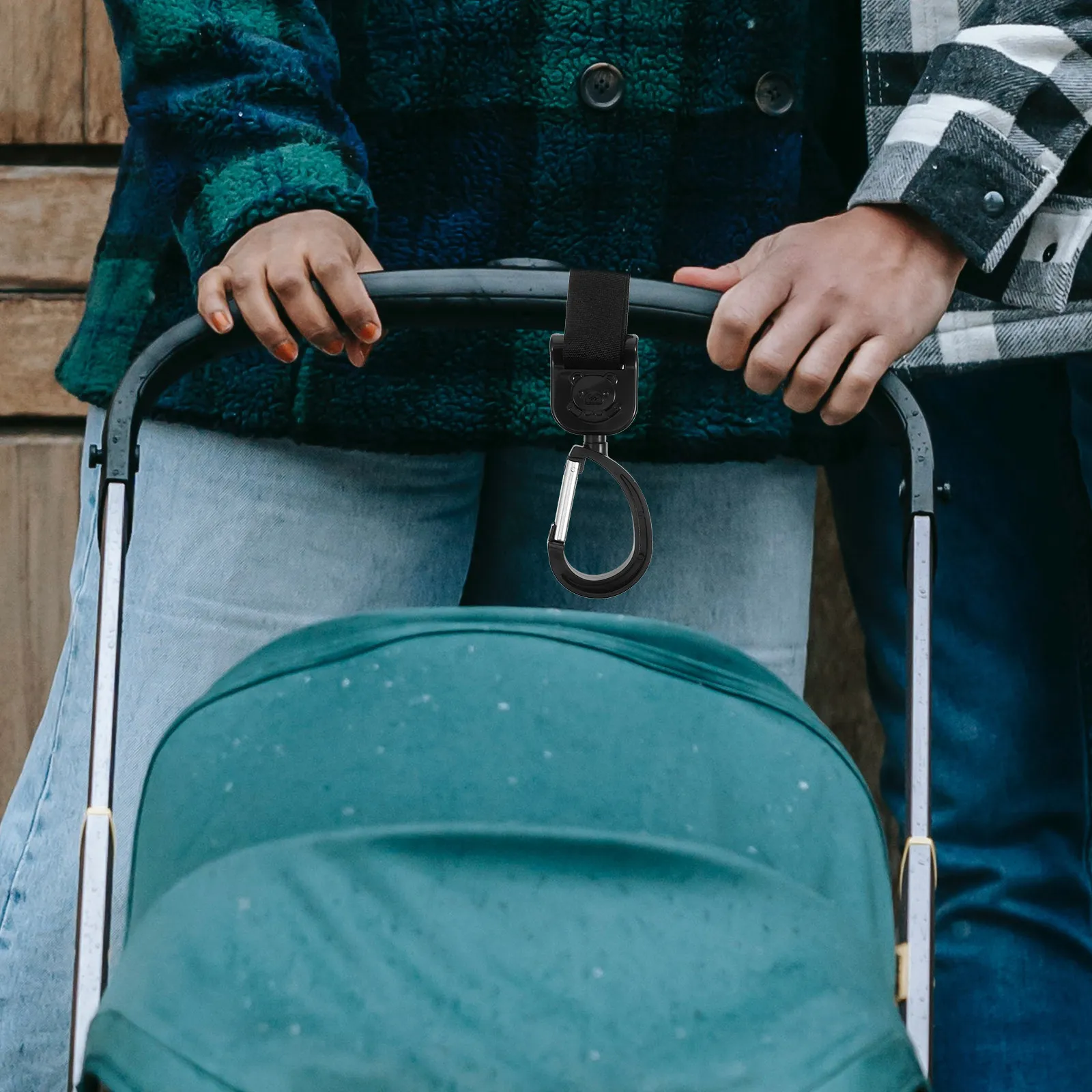 2Pcs Universal Rotating Stroller Hooks Hanging Bag Clips for Diaper Bags Shopping Convenient Stroller Accessories