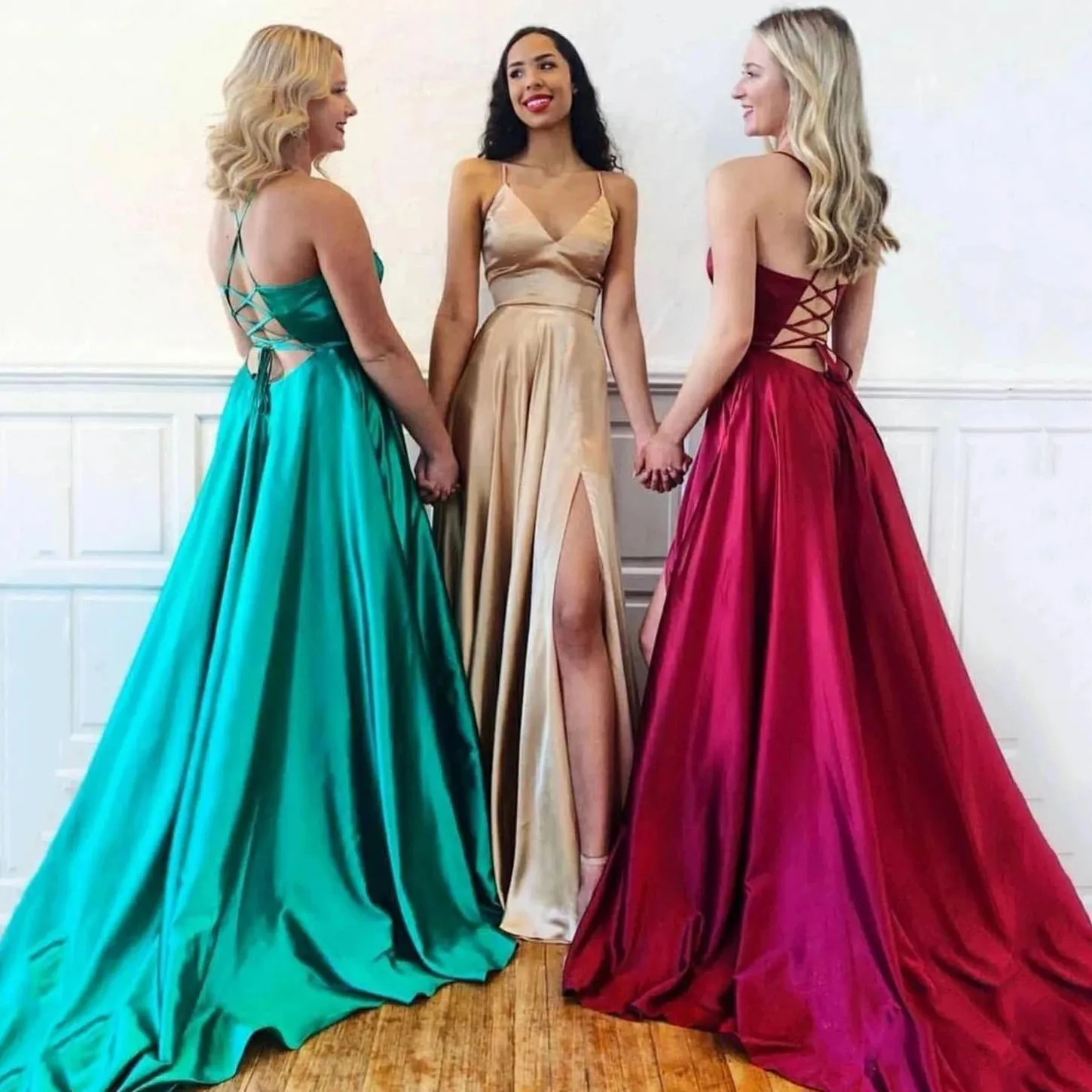 Customized Long Satin Champagne Side Slit Prom Dresses with Pockets Maxi V-Neck Sexy Back Formal Evening Dress Party Gowns