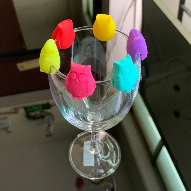 

Red Wine Glass Markers Set of 6 Owl Silicone Drink Glass Tags Identification Cup Labels Signs Party Bar Wine glass set Flask